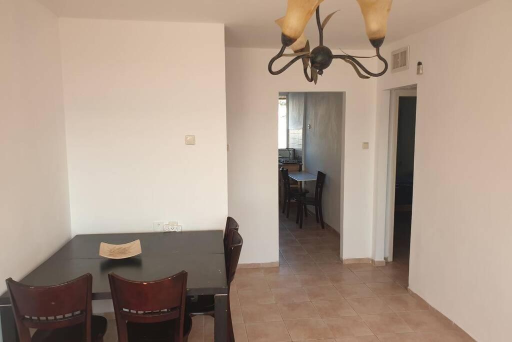 Family Apartment By The Sea Haifa Esterno foto